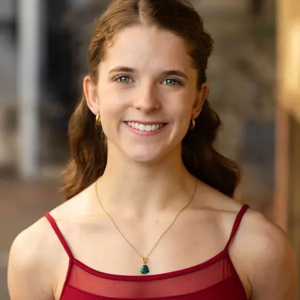 Caitlin Davar