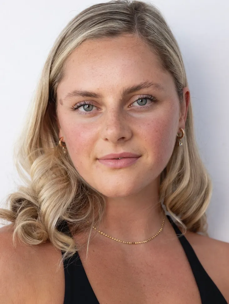 Claudia Bolam