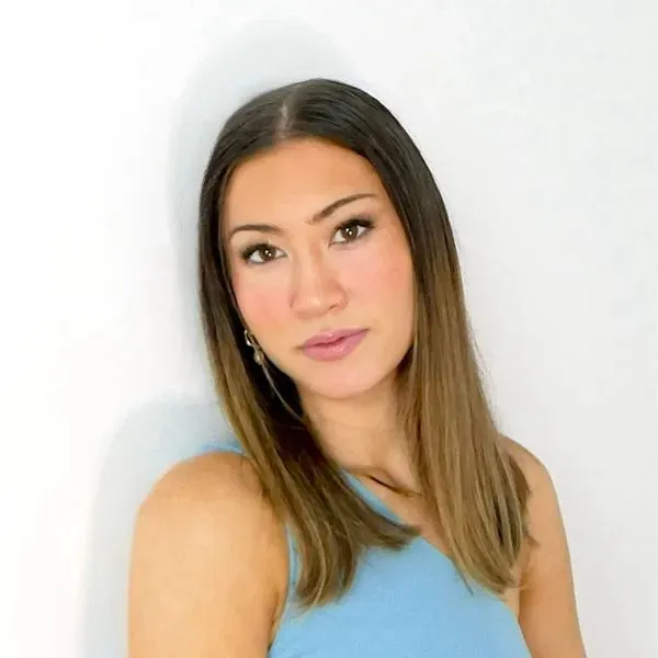 Tiara  Volk