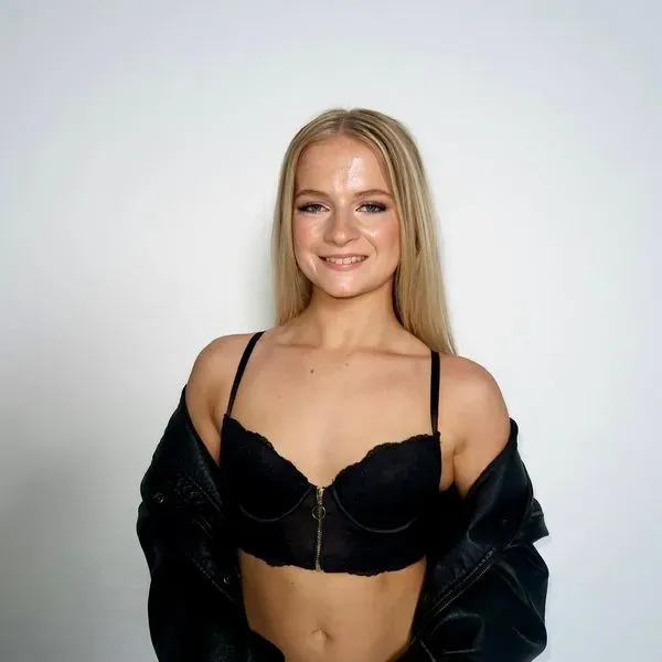 Lucy Robertson