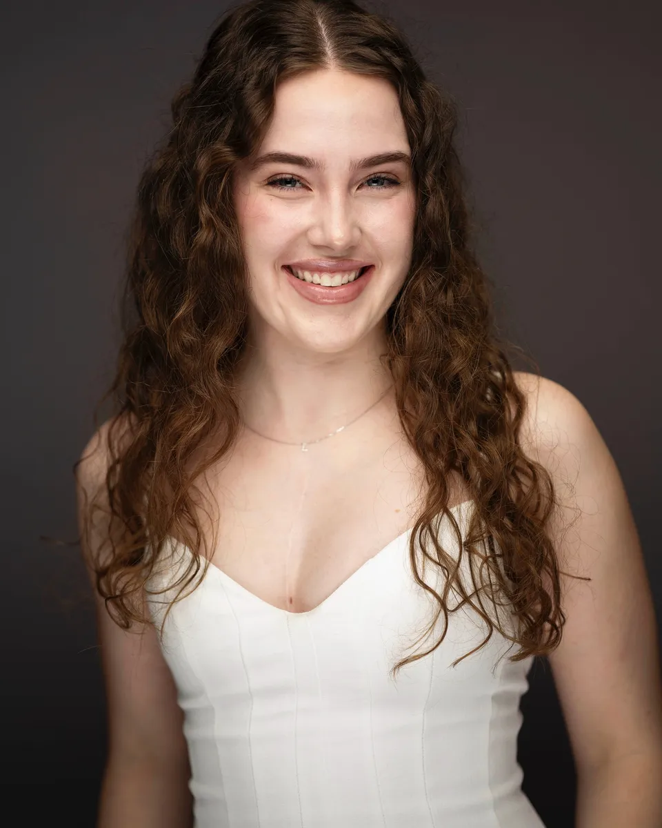 Lucinda Isbel