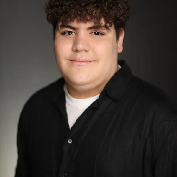 Max Mora