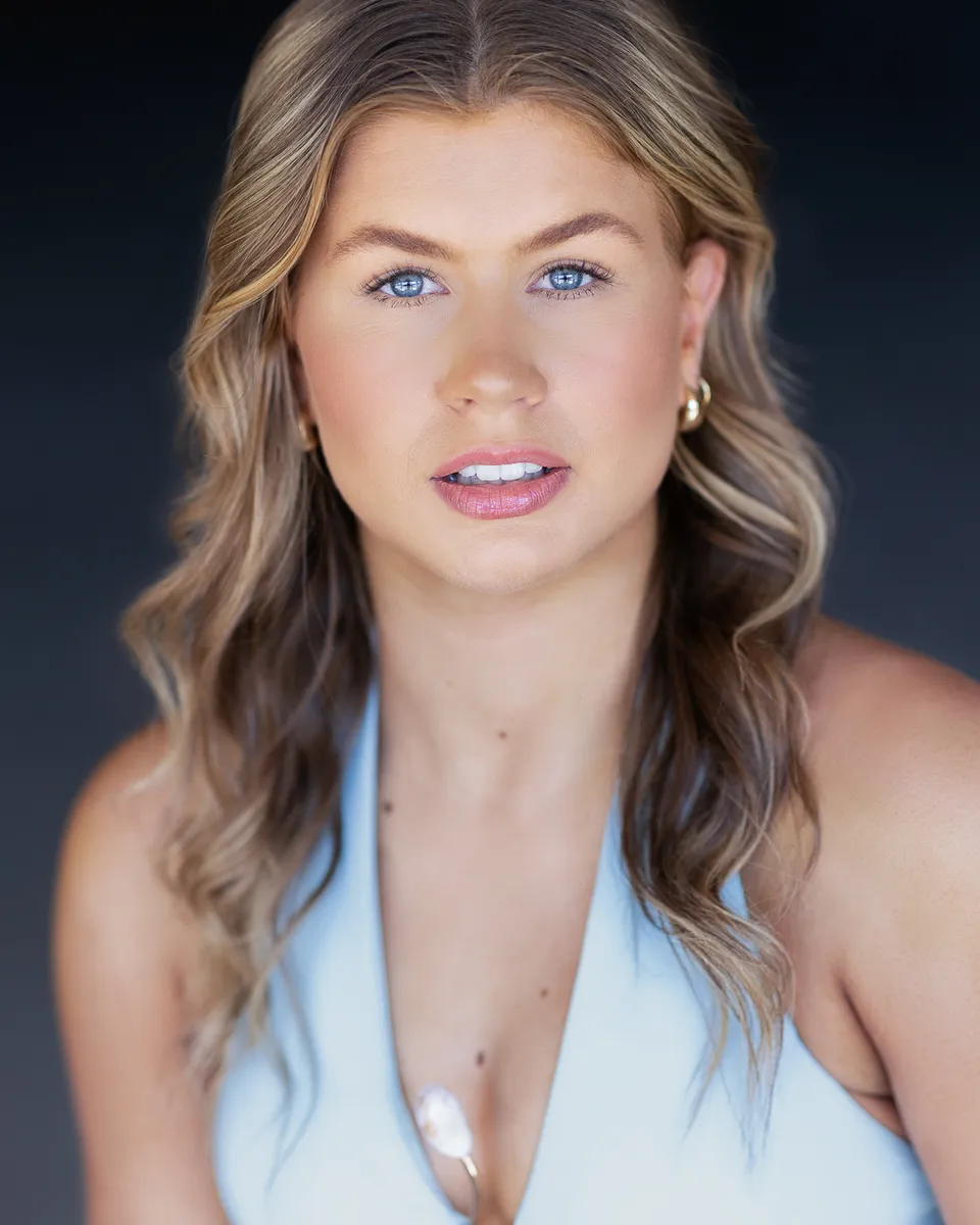 Anna Oldfield