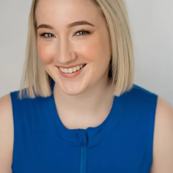 Eliza Carlin