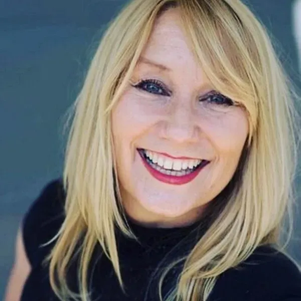 Laura Hamilton