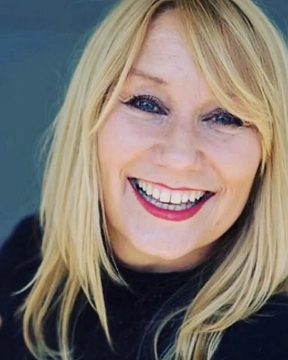 Laura Hamilton