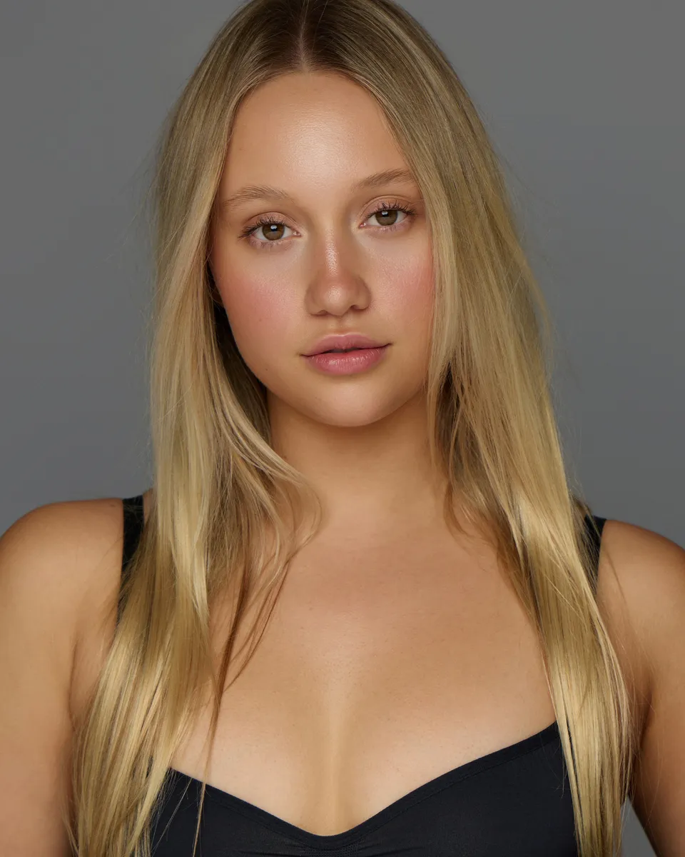 Scarlett Cook