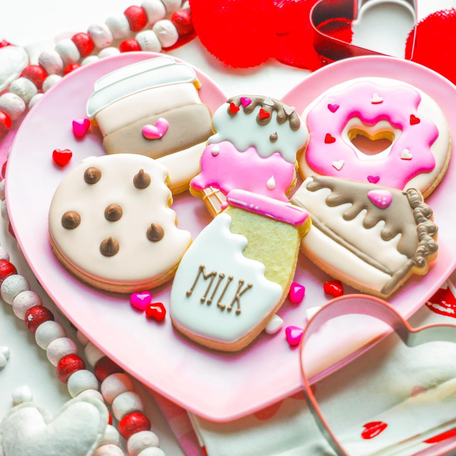 Decorated Valentine’s Day Cookies