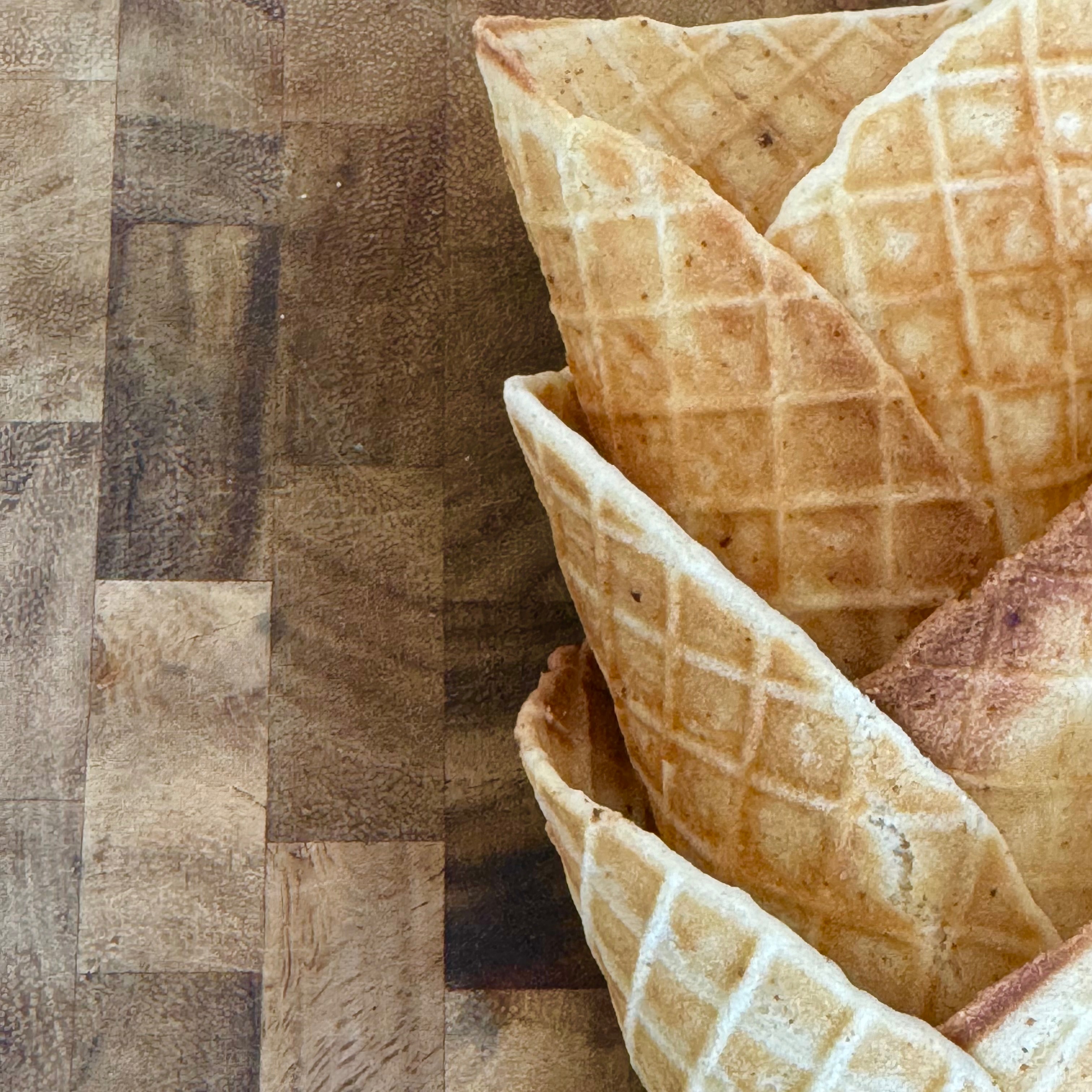 Waffle Cones (6)