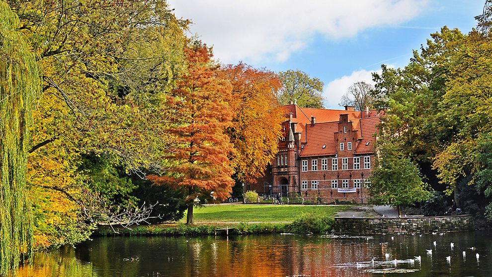 Bergedorfer Schloss  - Cover Photo