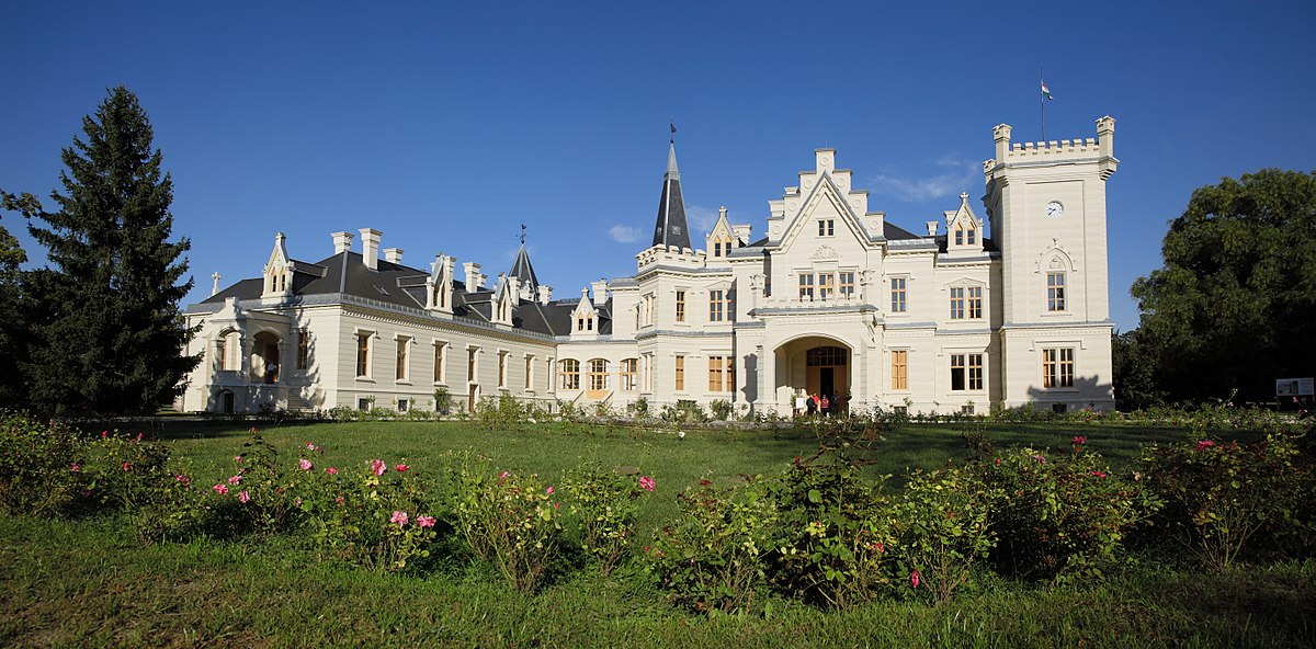 Nádasdy-Kastély - Cover Photo