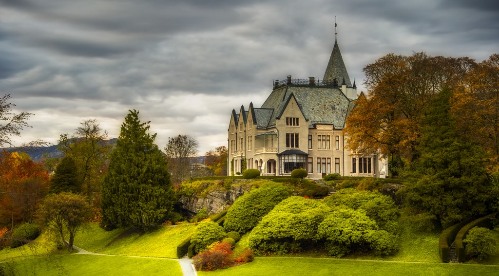Gamlehaugen  - Cover Photo