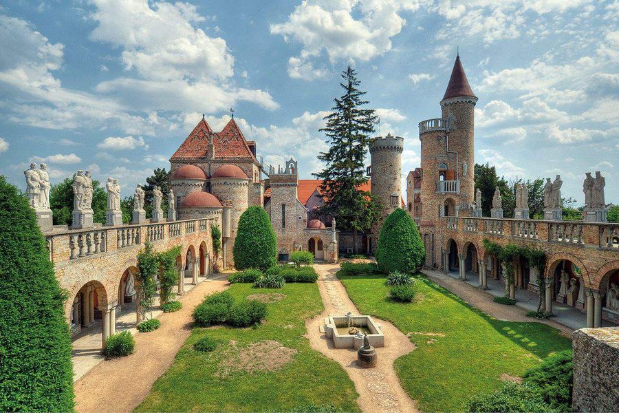 Bory Castle - Castle cover photo