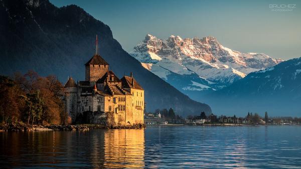Chillon Castle - Chillon Castle outside gallery thumbnail