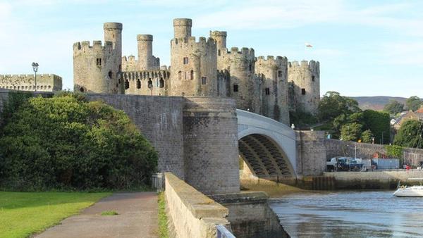Conwy Castle - Conway Castle outside gallery thumbnail