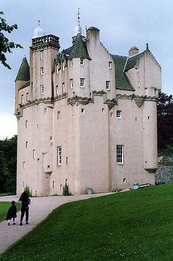 Craigievar Castle - Craigievar Castle outside gallery thumbnail