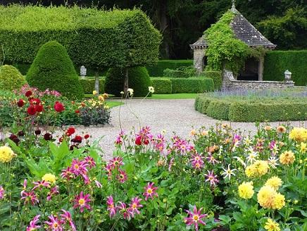 Glamis Castle - Glamis Castle Garden gallery thumbnail
