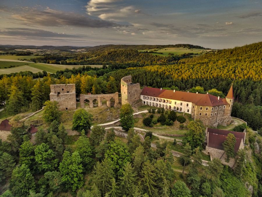 Velhartice Castle - Castle cover photo