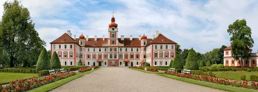 Mnichovo Hradiště - Castle cover photo
