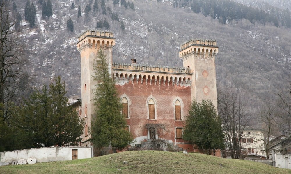 Castelmur Palace - Castle cover photo
