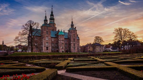 Rosenborg Castle - Rosenborg Castle outside gallery thumbnail