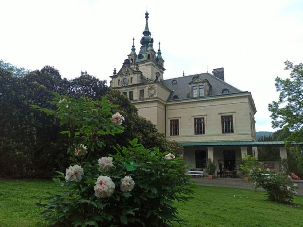 Chateau Velké Březno - Outdoors gallery thumbnail