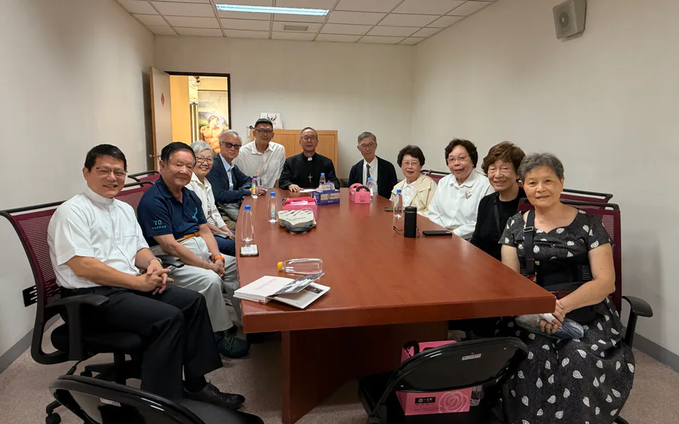狄剛總主教:一生都在學習 也一生都在教育|文章首圖