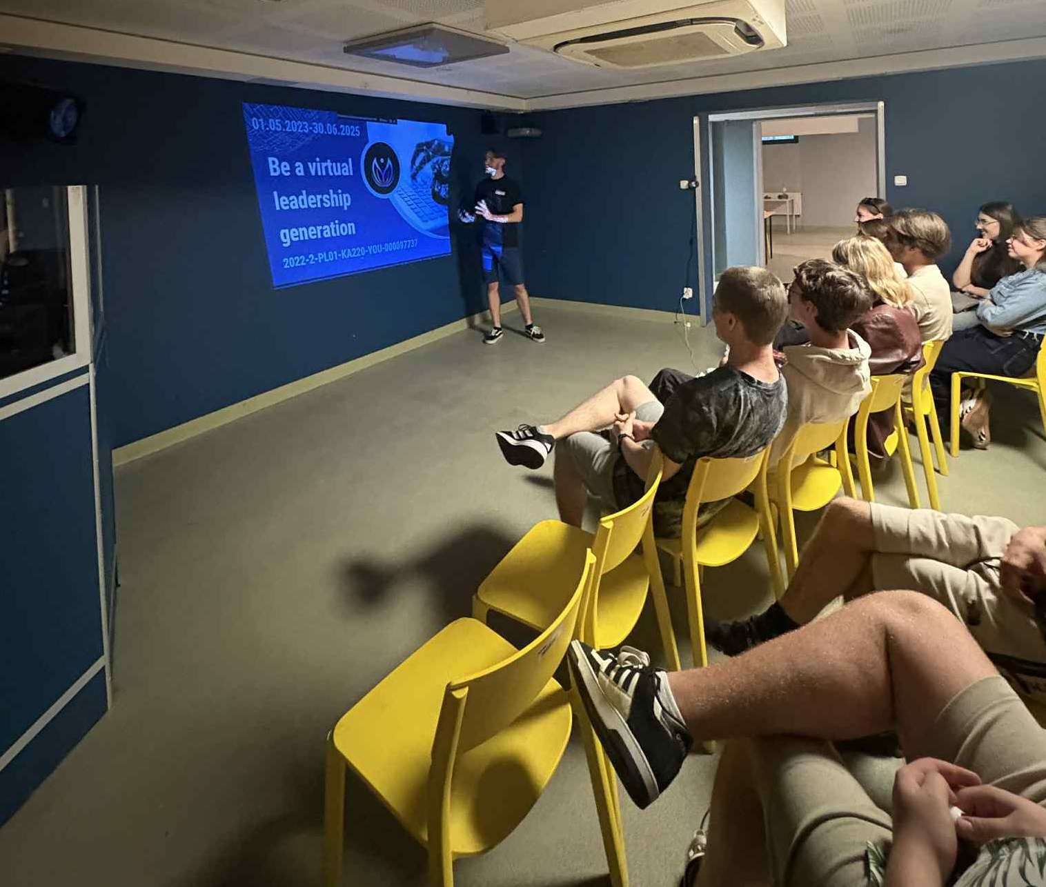 Multiplier Virtual Leader Poland