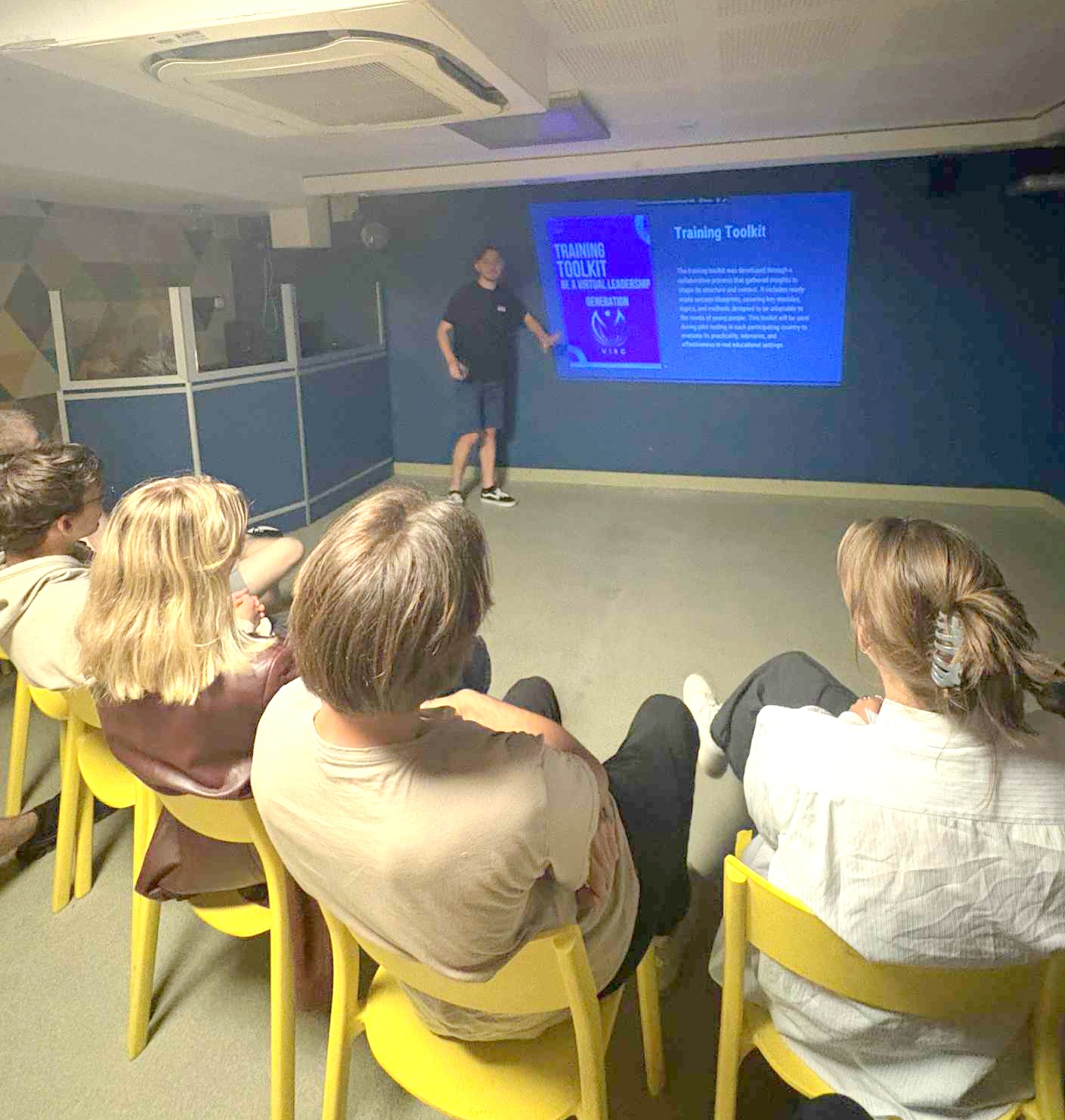 Multiplier Virtual Leader Poland