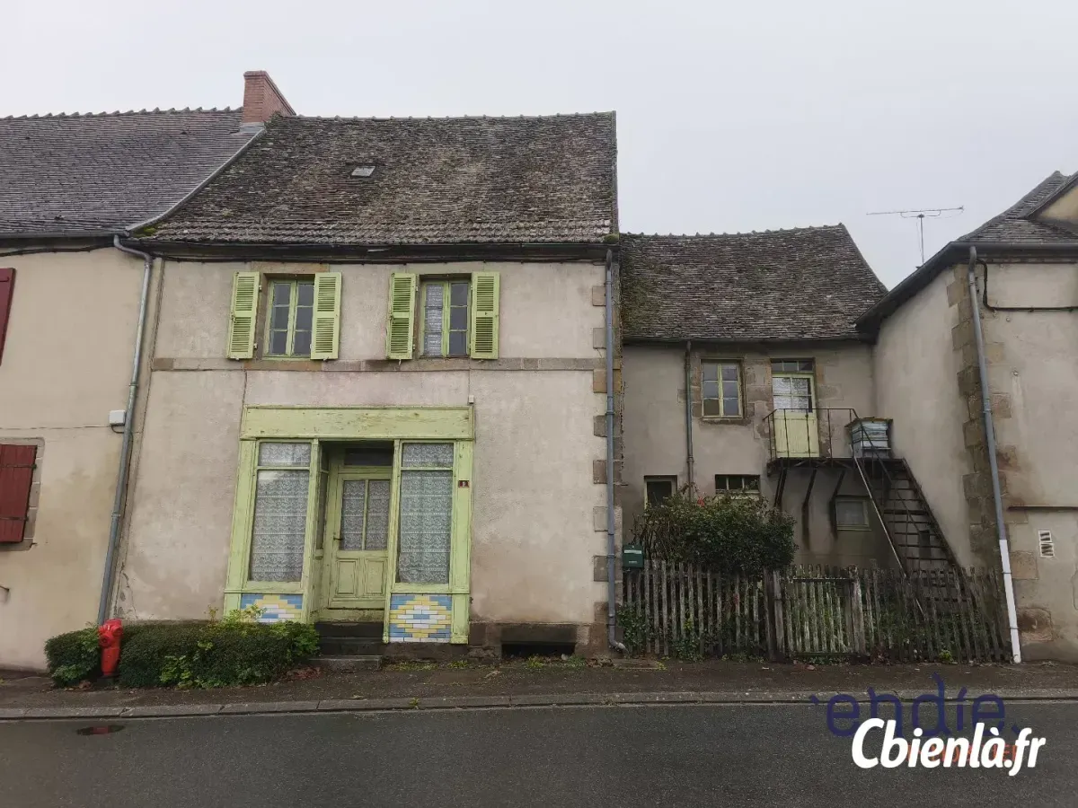 Maison à Theneuille