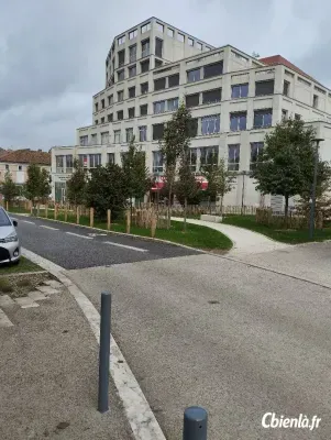 Local à Angouleme