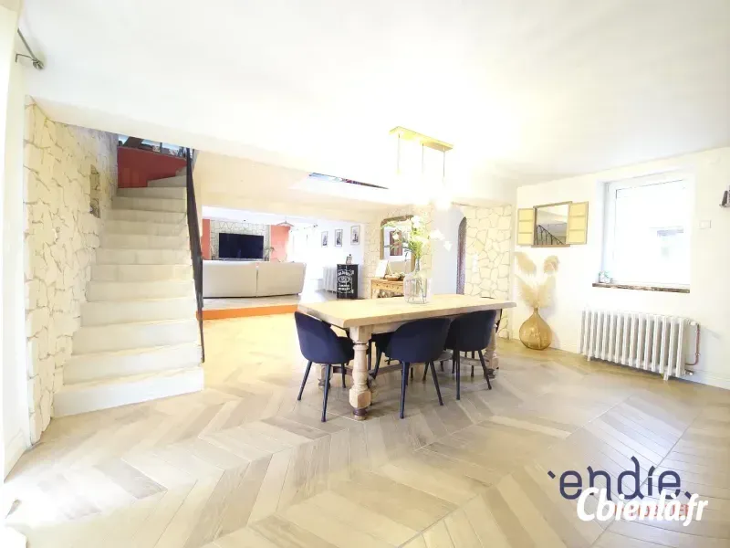 Photo 2 - Maison à Dornes