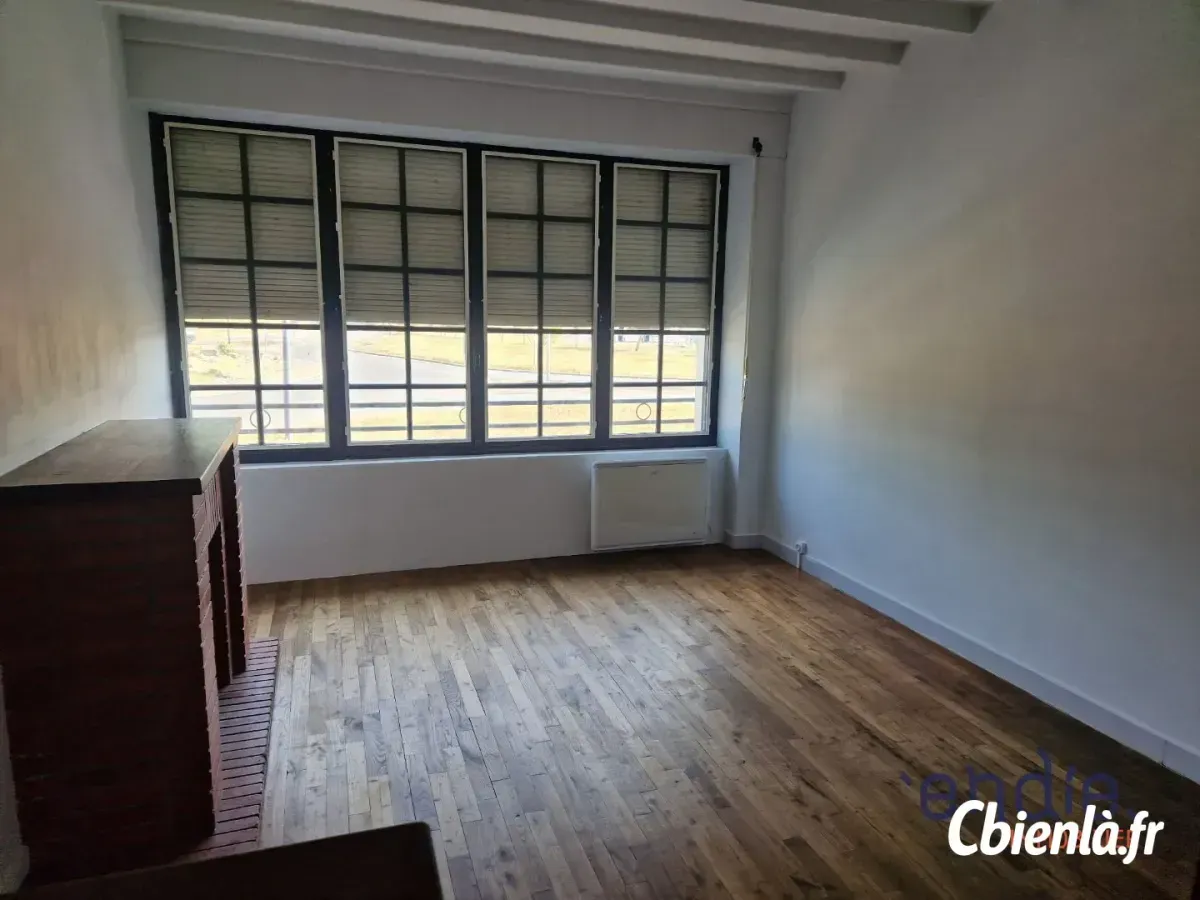 Maison à Chabanais