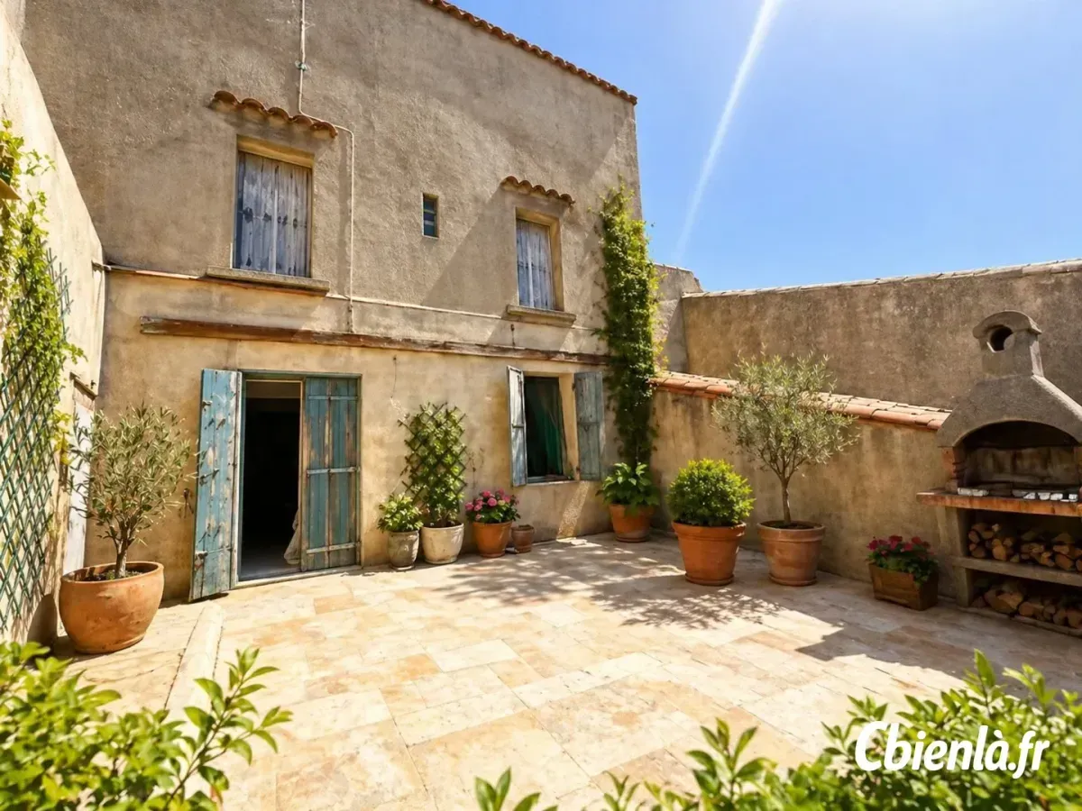 Maison à Azille
