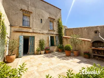 Maison à Azille