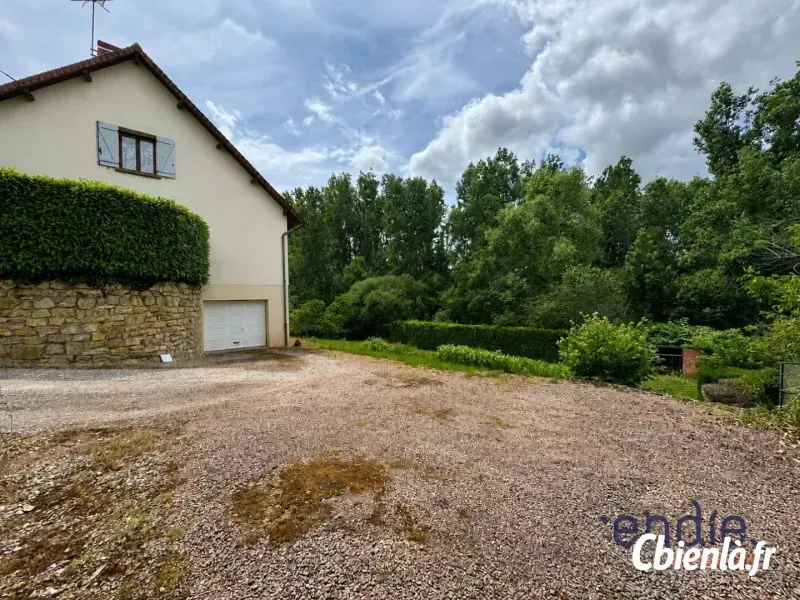 Photo 2 - Maison à Lurcy Levis