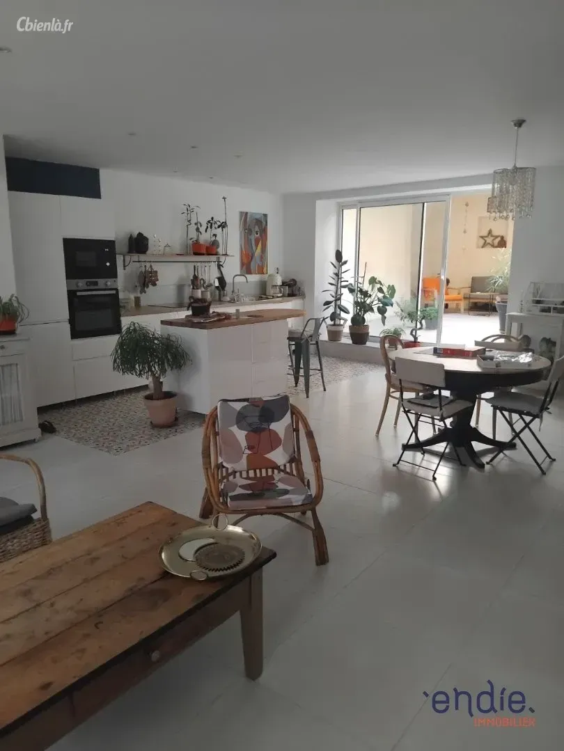 Maison à Azille