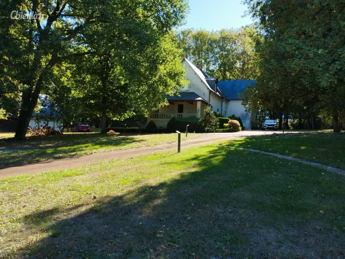 Maison à Athee Sur Cher