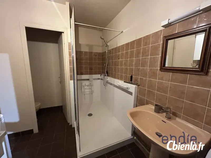Photo 4 - Appartement à Landivisiau