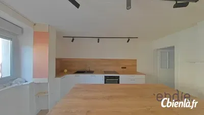 Appartement à Gy