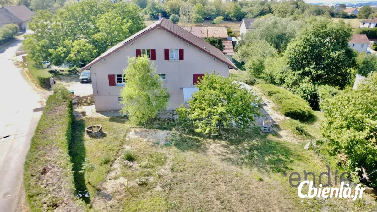 Maison à Arpenans