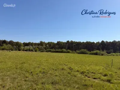 Terrain à Salernes