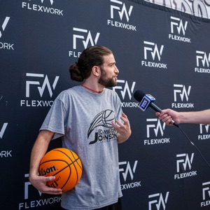 @adubz