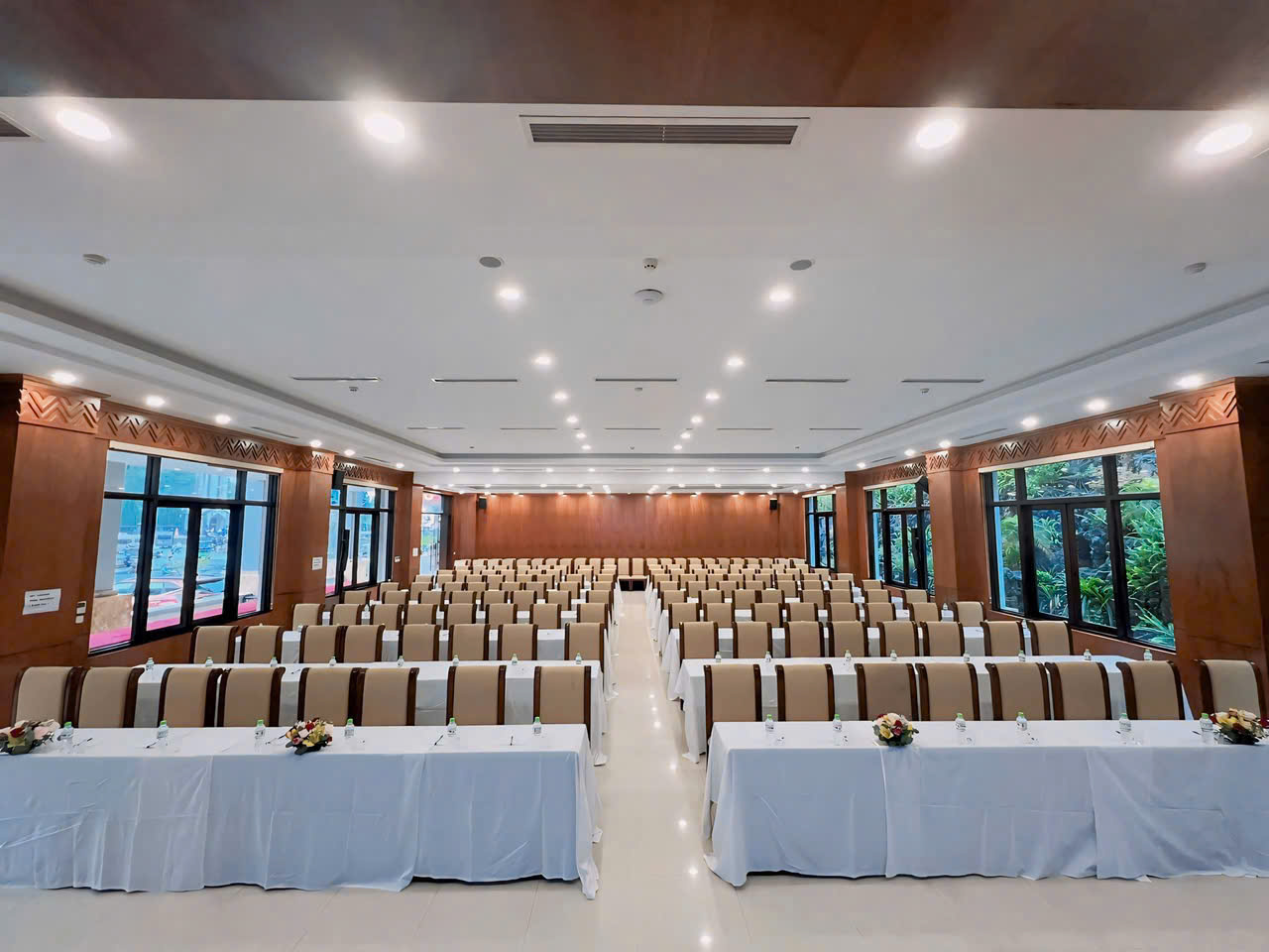 Khu vực hội nghị