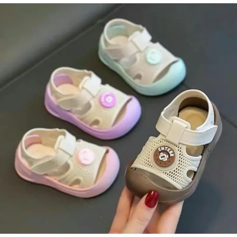 Dép Sandal tập đi cho bé trai, bé gái, chống vấp, đế mềm, êm, chống trơn trượt…
