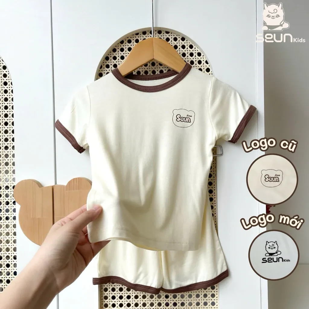 "| SEUNKIDS | Bộ cộc tay cho bé trai bé gái (15 màu-2 link) visco lụa mát lạnh…