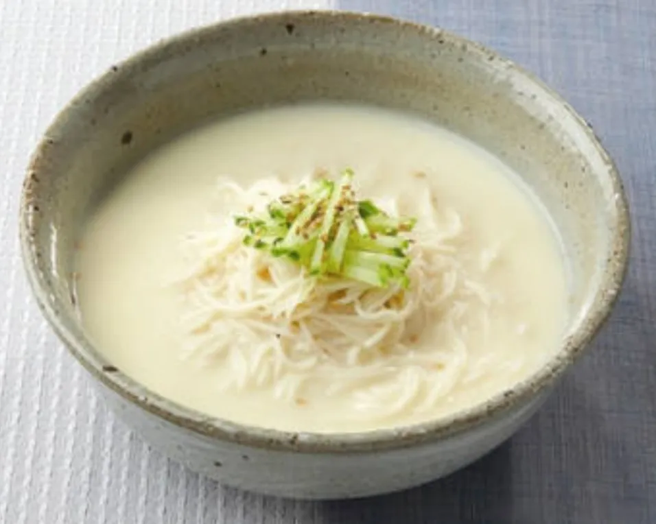 L13콩국수Soybean Noodles