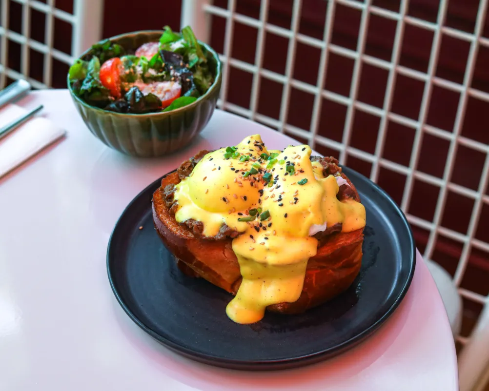 Benedict boeuf bulgogi