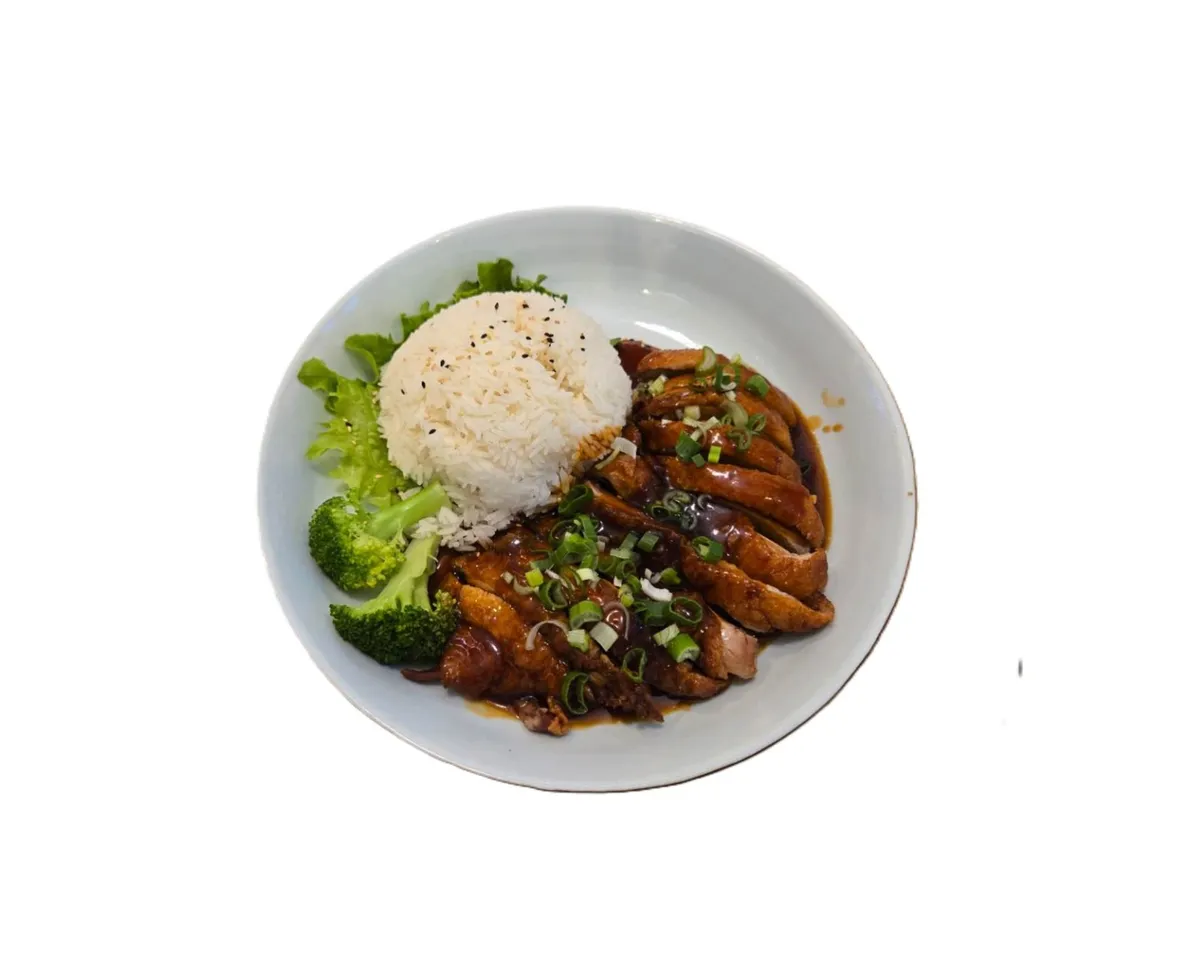 Canard laqué avec riz