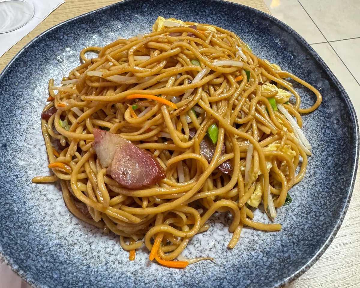 C6: nouilles sautées proc laqué